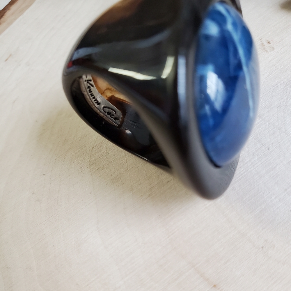 Bold Elegance: Kenneth Cole Statement Ring - image 3